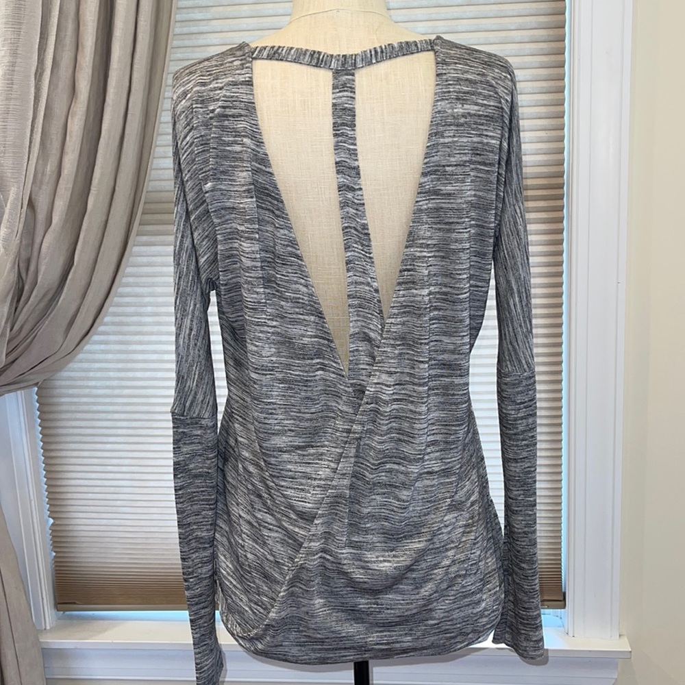 Forever 21 Open T Strap Back Long Sleeve Active Top